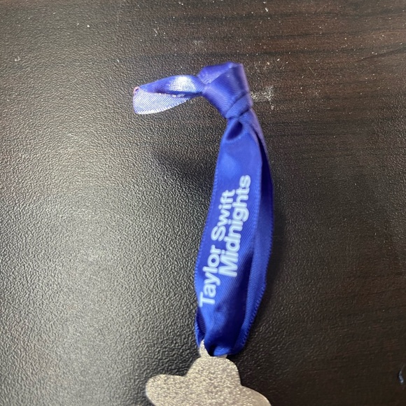 Taylor Swift cowgirl midnights Ghost ornament box NOT included - Picture 7 of 7